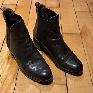 Hudson Jeans Black Leather Ankle Boots